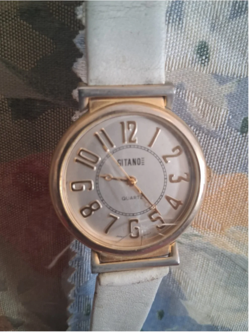 (Parts)Gitano Quartz Analog Wristwatch White Leather Band Gold Tone Case